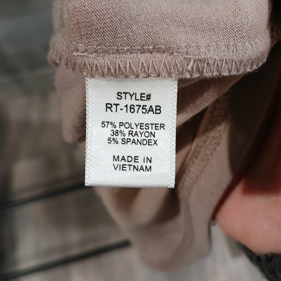 Zenana tunic length cami tanks Size Large BUNDLE OF TWO - Picture 7 of 9